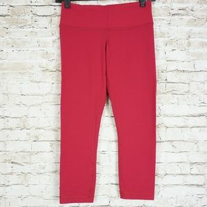 Lululemon Wunder Under Athletic Crops